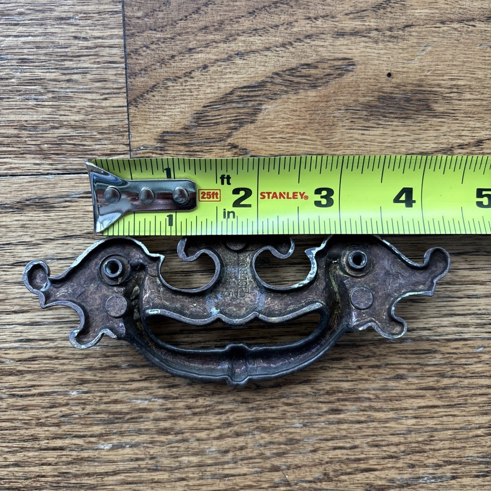 Vtg Keeler Brass Company Fleur De Lis Brass Patina Drawer Pull Handles Lot Of 8 - Picture 14 of 15